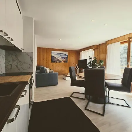 Panorama View, Balcony, 6min Walk To Lift, Modern